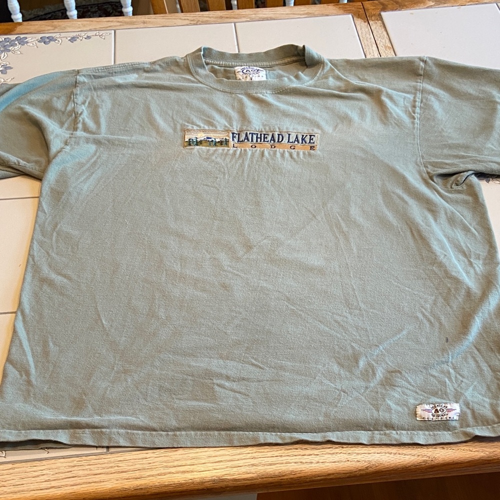 Men’s Flathead Lake Lodge T-shirt preworn